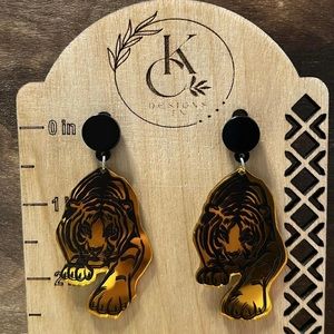 NEW - Tiger Earrings